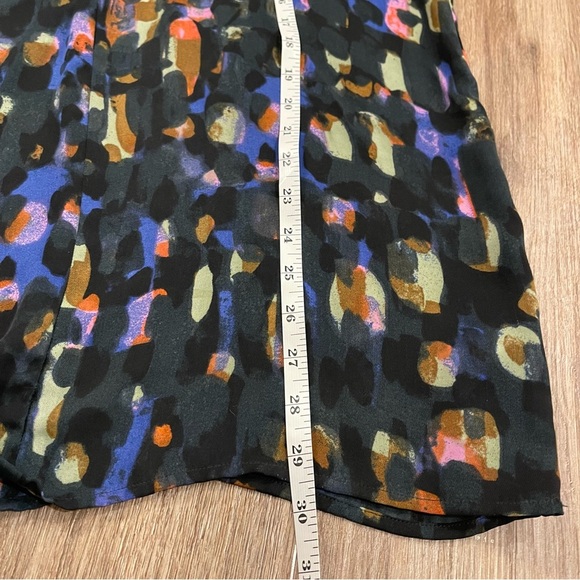 CAbi Style #3143 Size M Sabine Abstract Watercolor Print Henley Popover Blouse - Picture 7 of 8